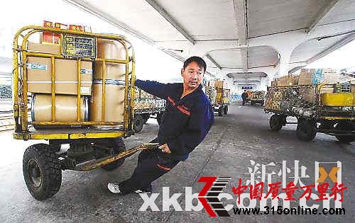快遞公司春節(jié)不停業(yè)便加價 最高漲兩倍