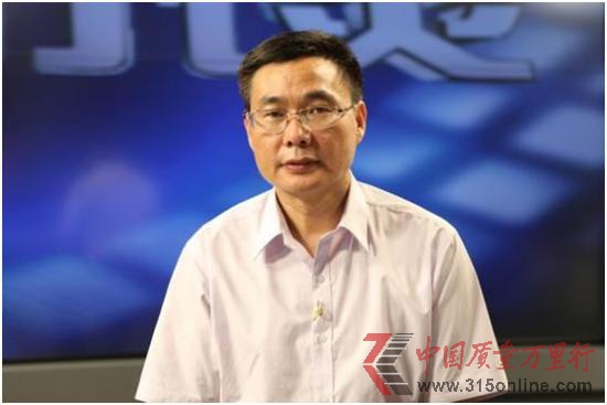 北京市消費(fèi)者協(xié)會(huì)法律顧問邱寶昌 北京市消費(fèi)者協(xié)會(huì)法律顧問邱寶昌