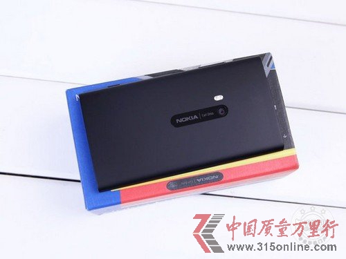 最新旗艦級WP8產品 諾基亞920新到貨
